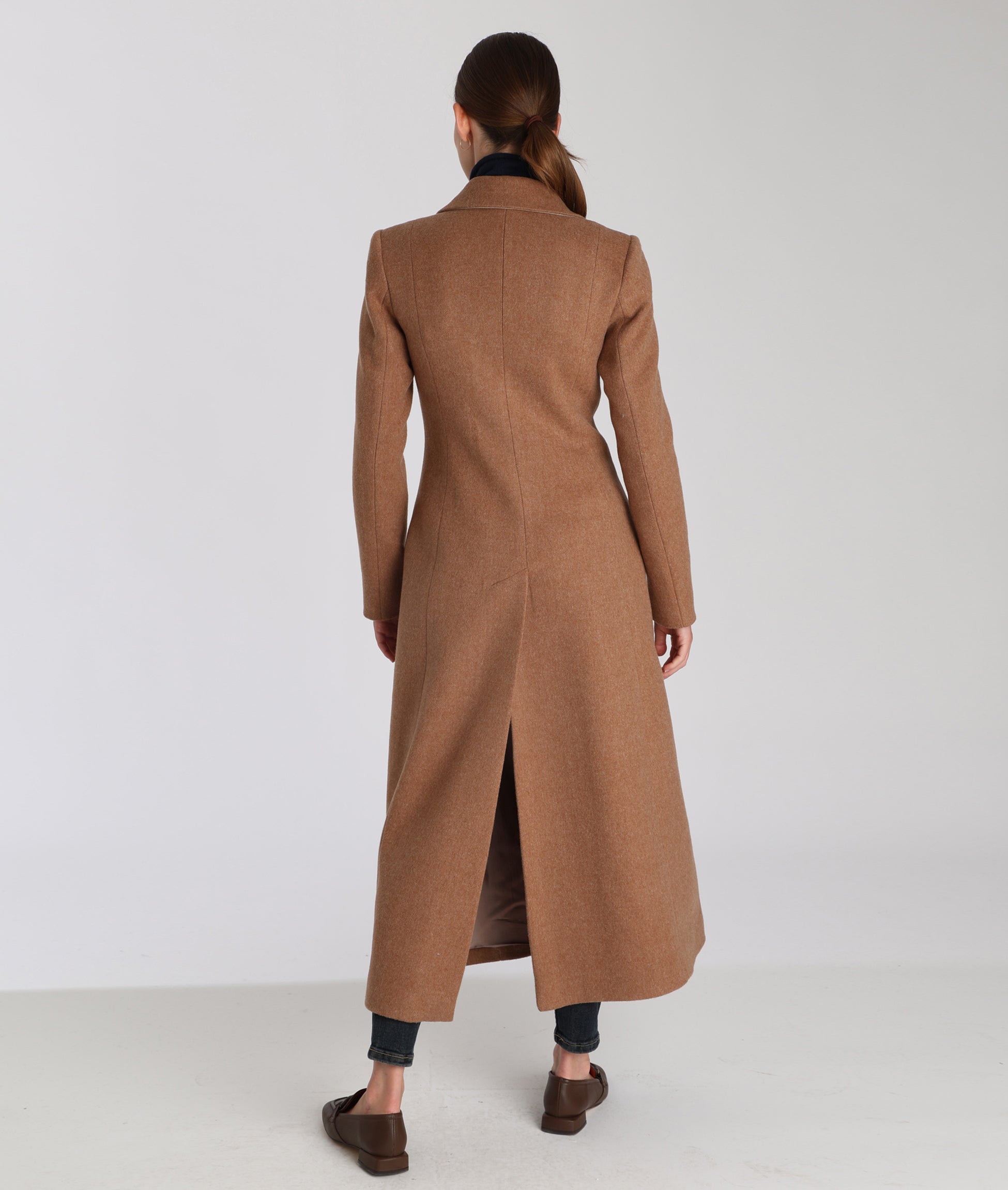 Coats – Katherine Hooker