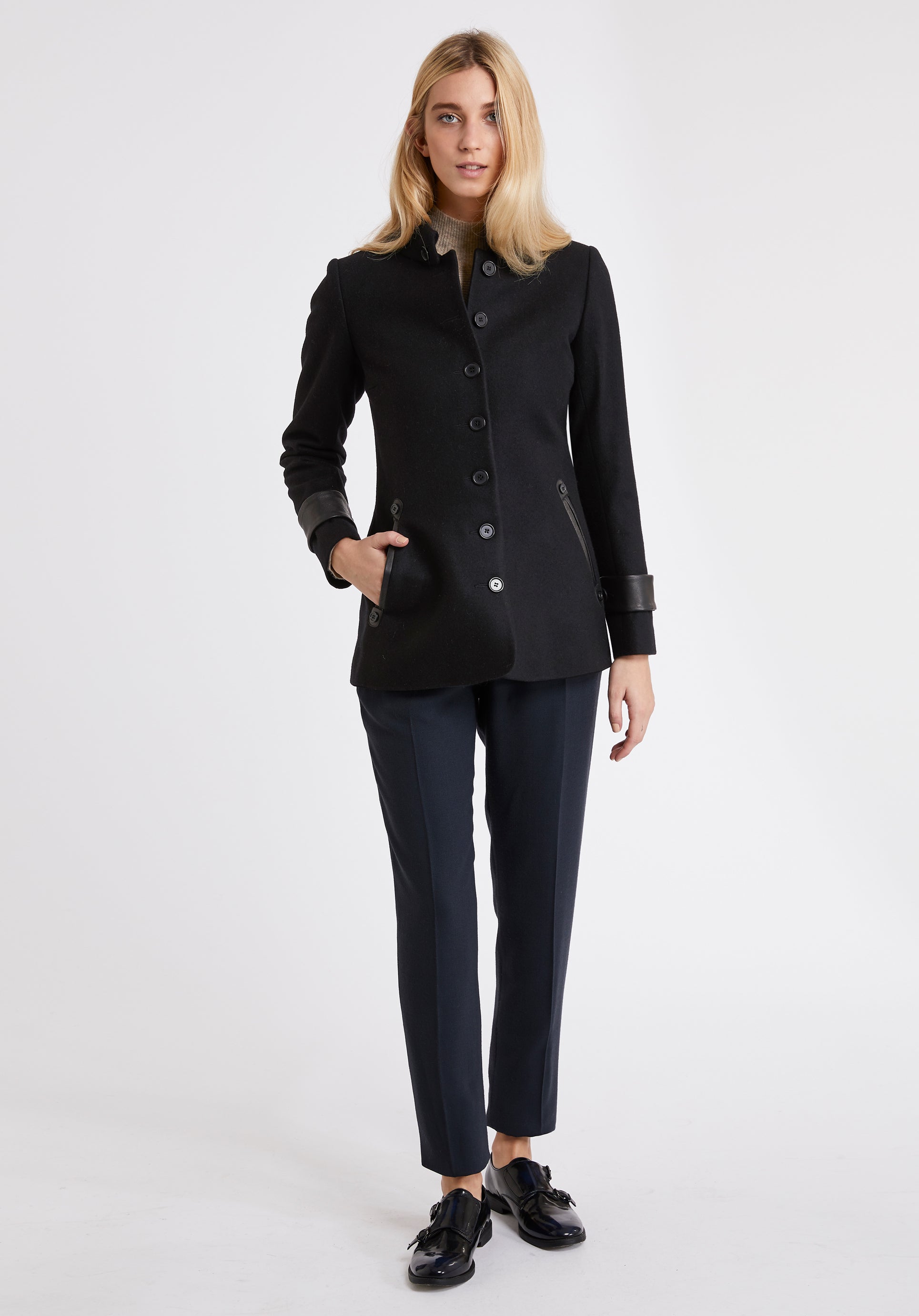 定価17万円⭐️Katherine Hooker コート オリーブグリーン Kate Middleton Pairs an Olive Suit With These Meaningful